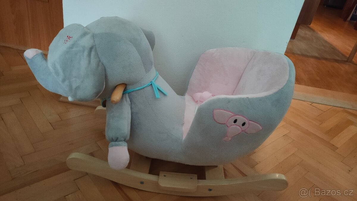 Houpací sloník - 3