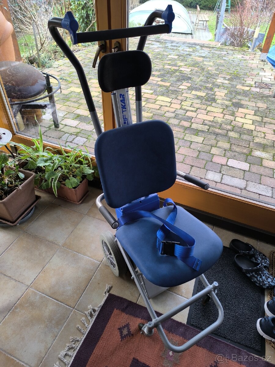 Elektrický schodolez LIFTKAR - 3