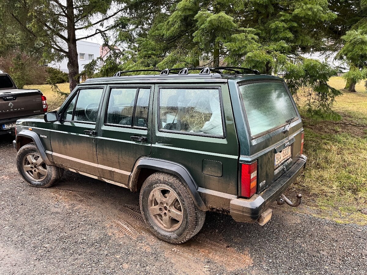Jeep Cherokee XJ - 3
