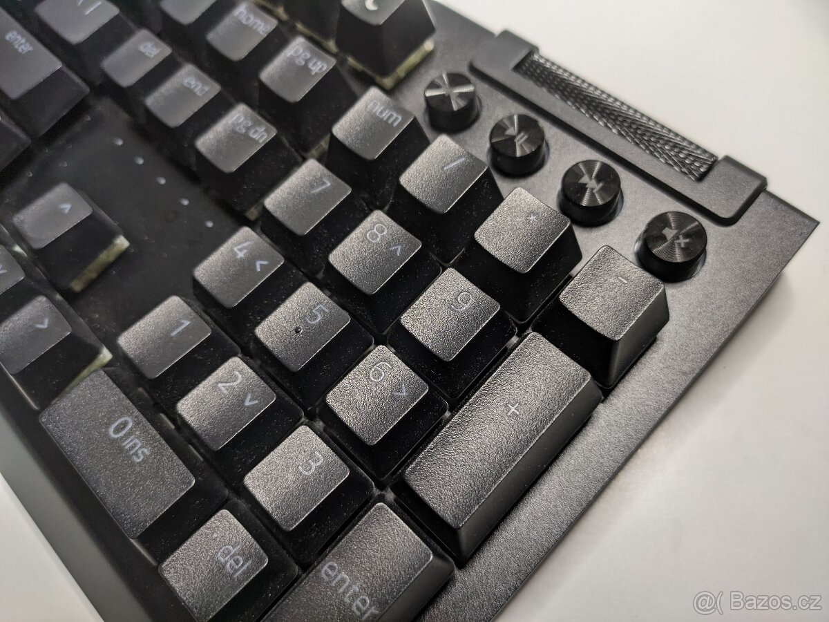 Mechanická Klávesnice Razer BlackWidow V4 Pro - 3