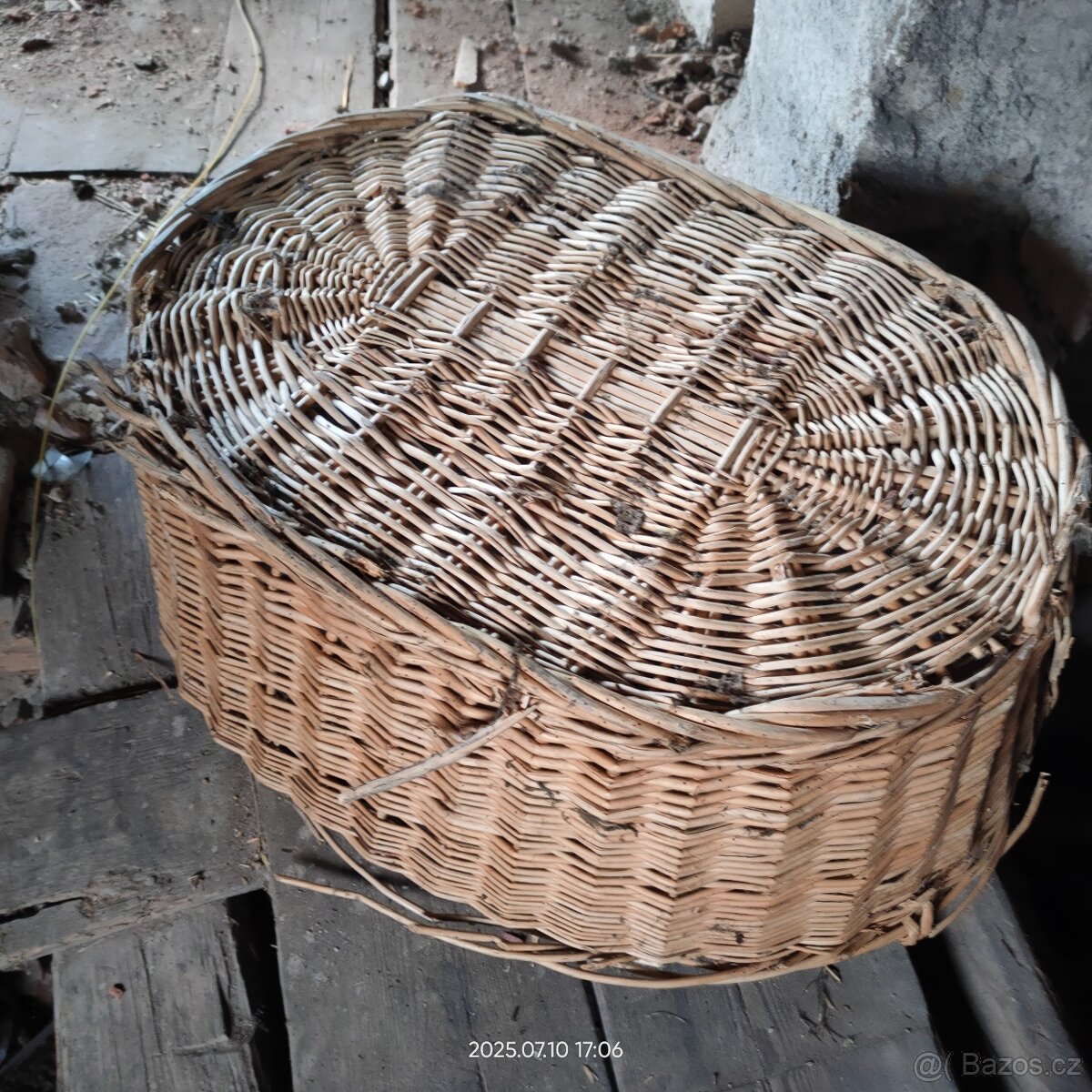 Starý proutěný koš - 3
