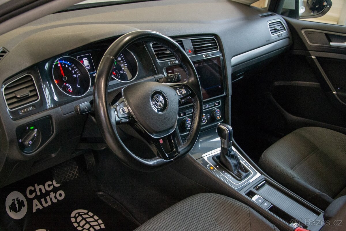 VOLKSWAGEN E-GOLF VARIANT - 3