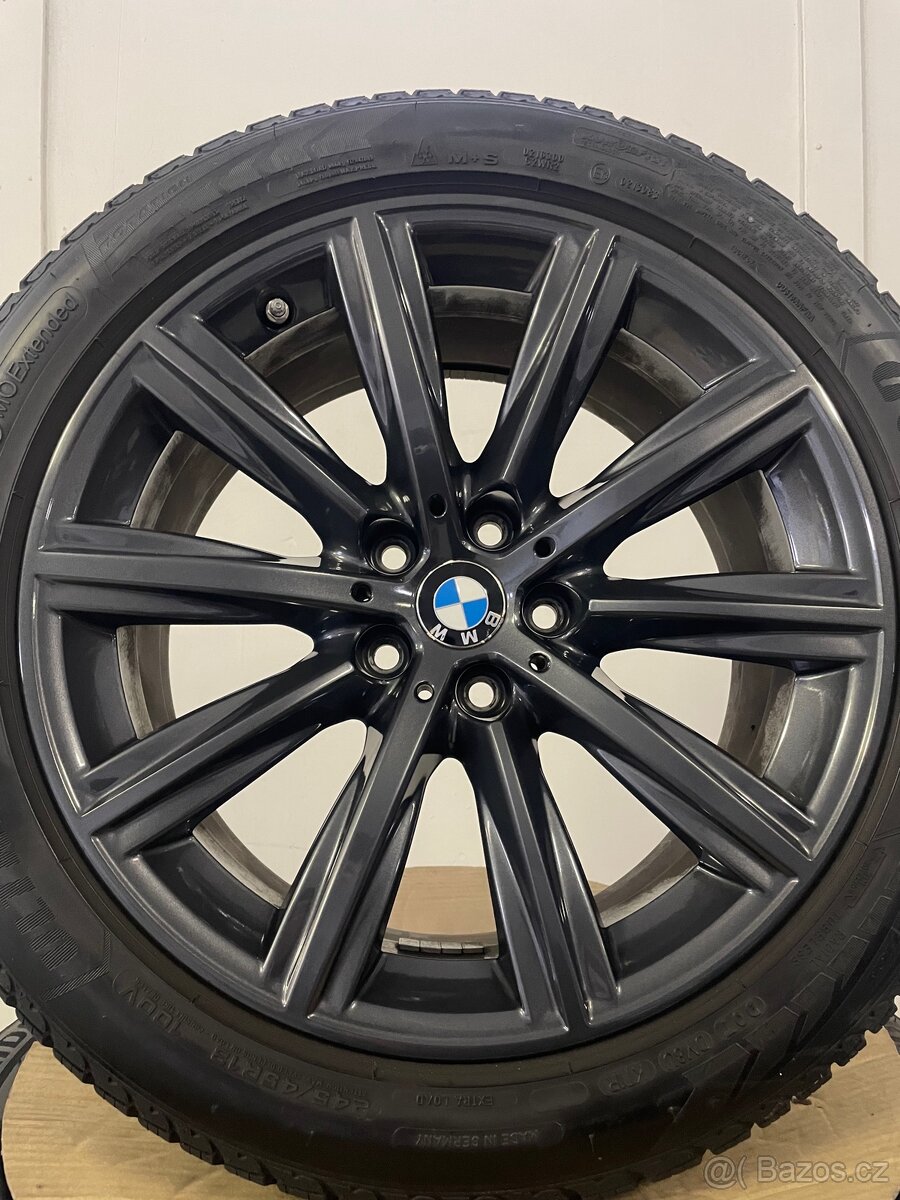 Orig zimni bmw 5 G30 G31 style 684 + 245/45/18 90% - 3
