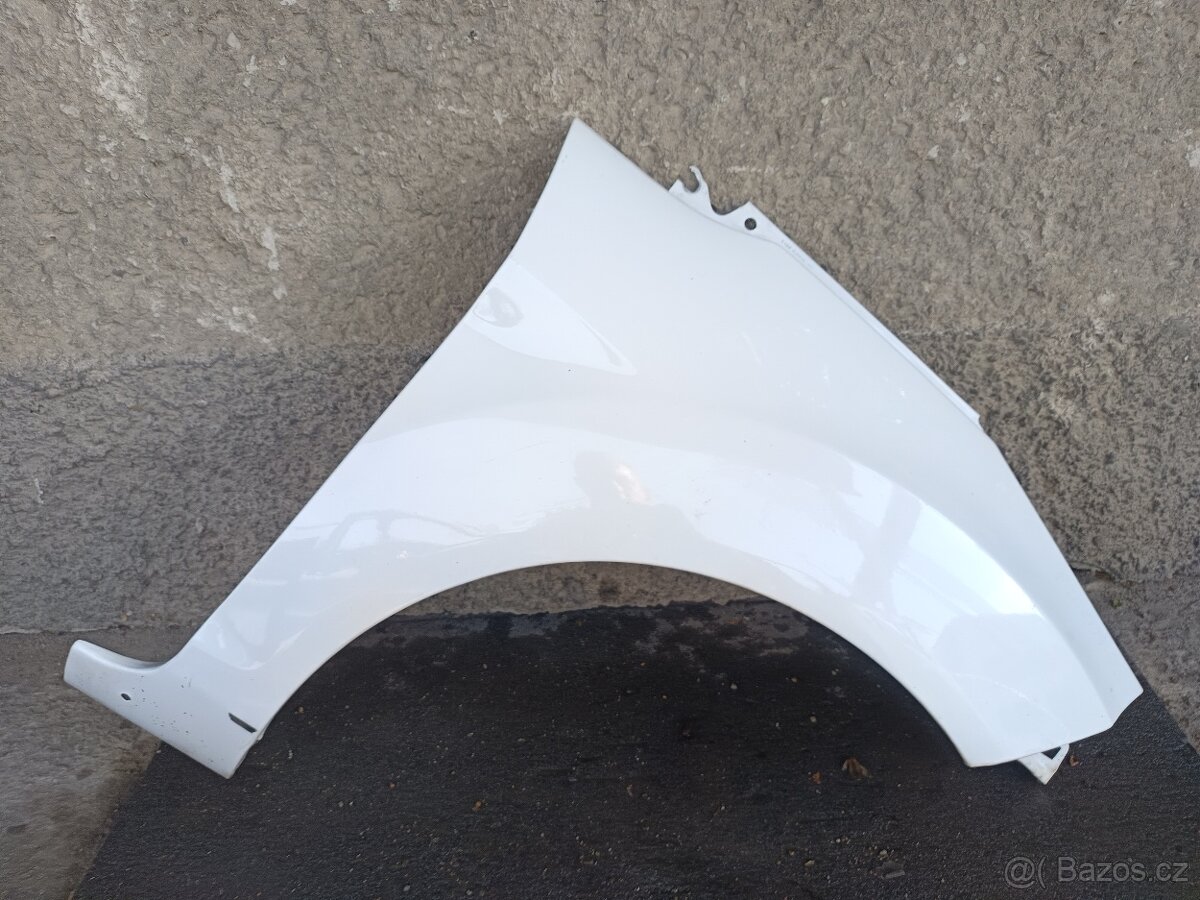 Blatník Ford Fiesta - 3