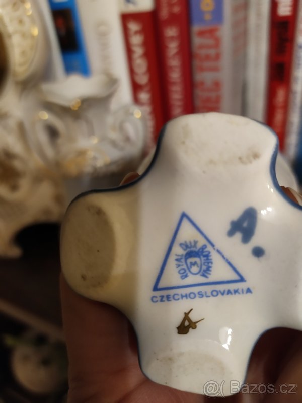 Vázička Royal Dux - 3