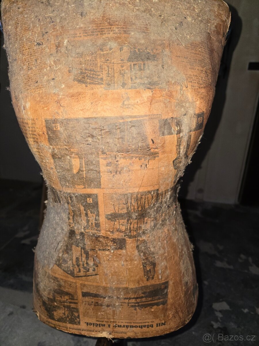 Prodam krejcovskou pannu z r. 1933 - 3