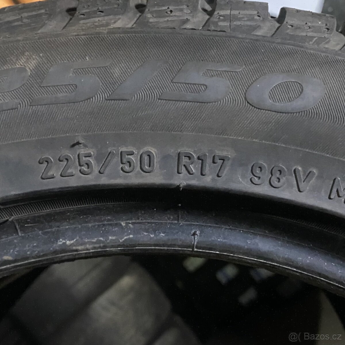 Zimní pneu 225/50 R17 98V Pirelli 5,5-6mm - 3