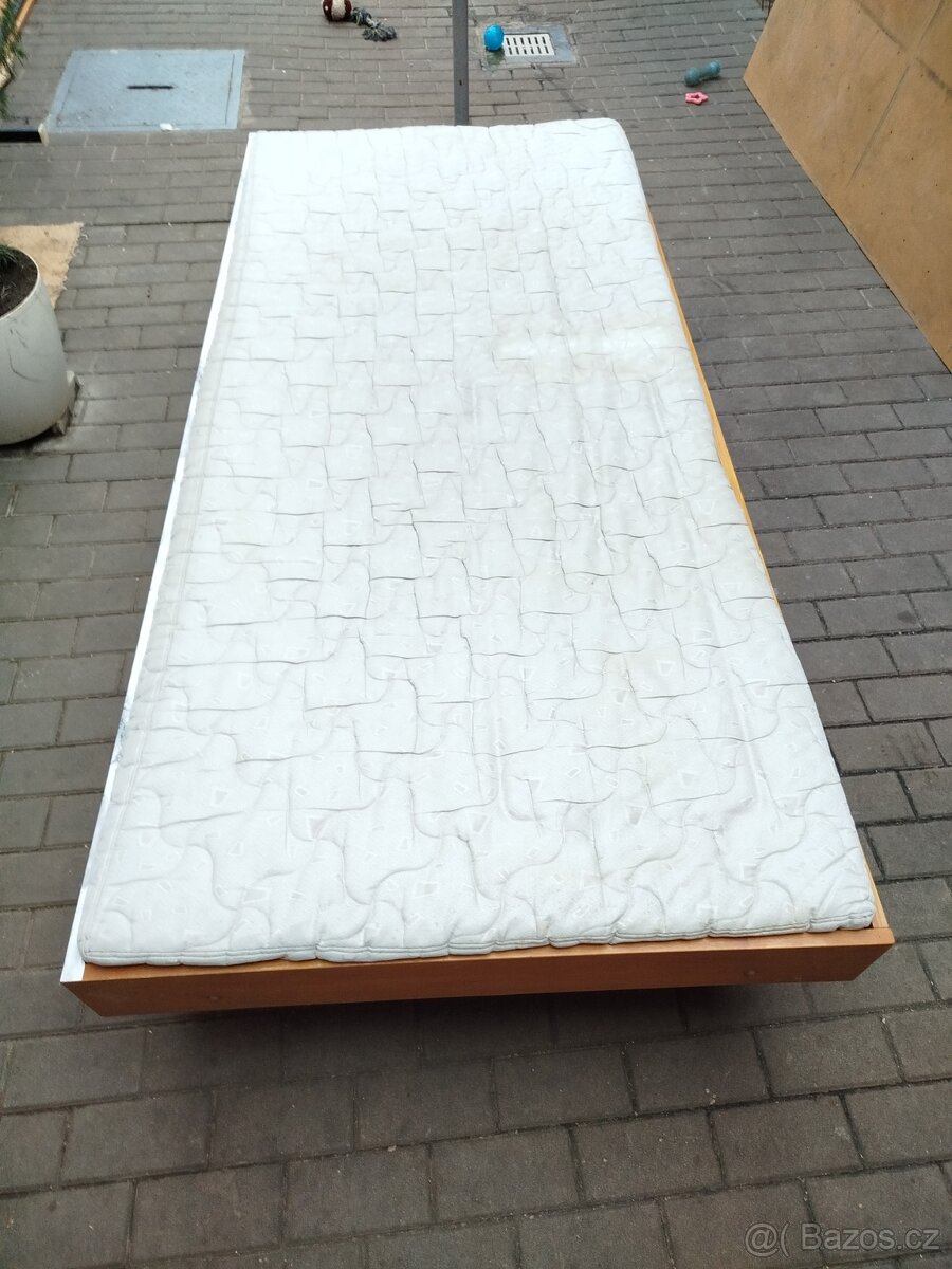 Prodám levně kovové postele - 3