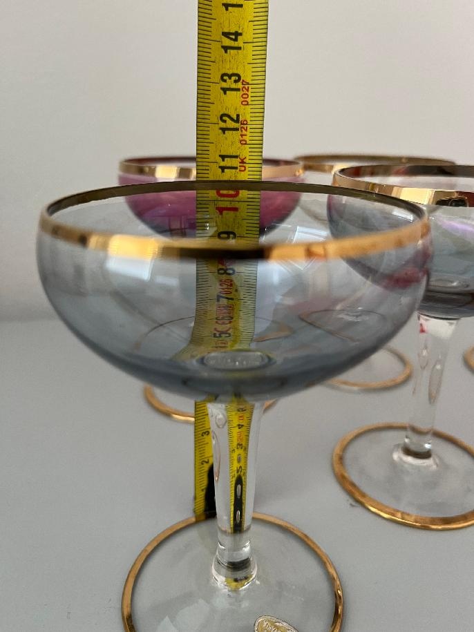 skleničky s barevnými kalichy - 3