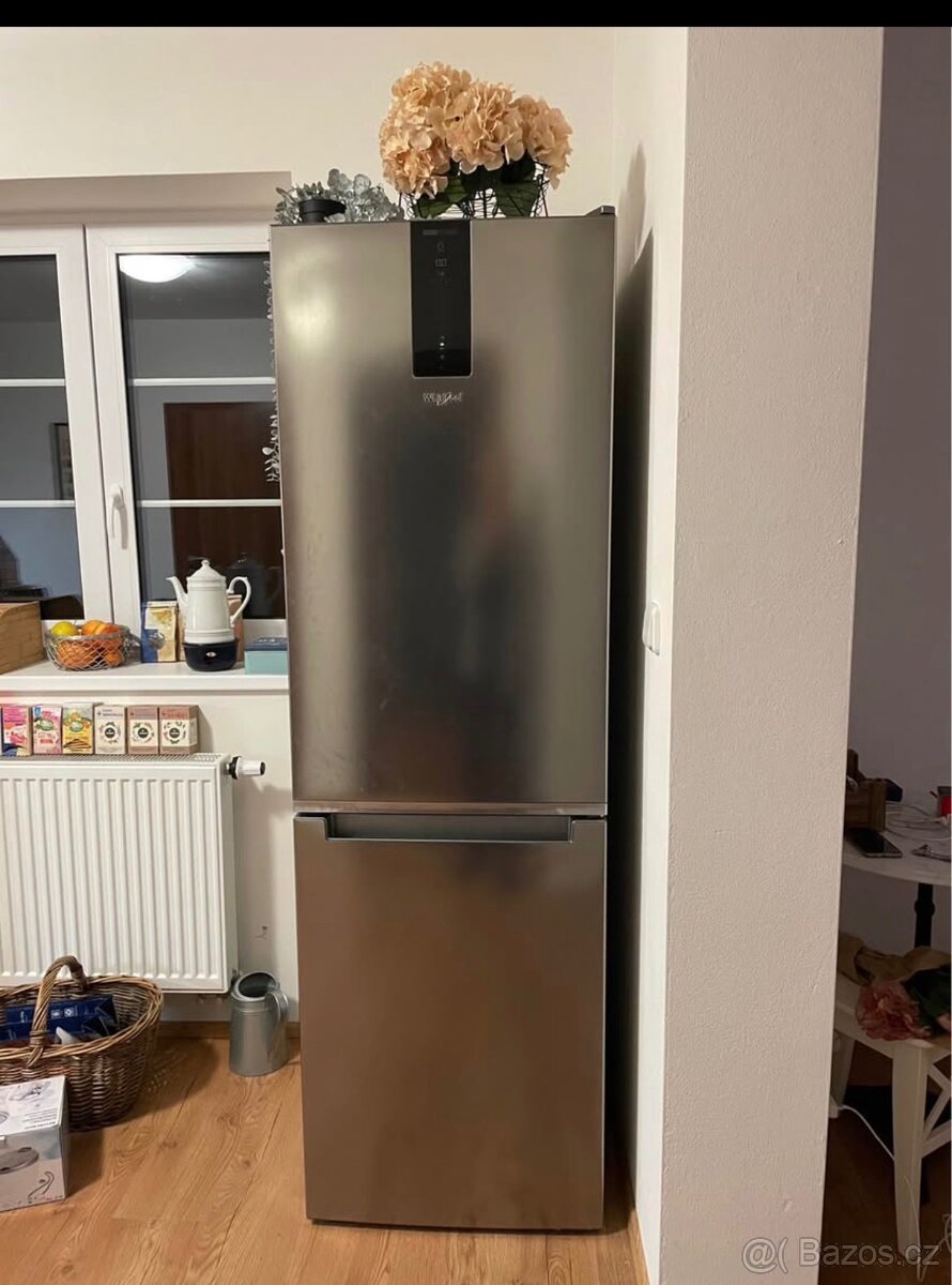 Lednice Whirlpool - 3