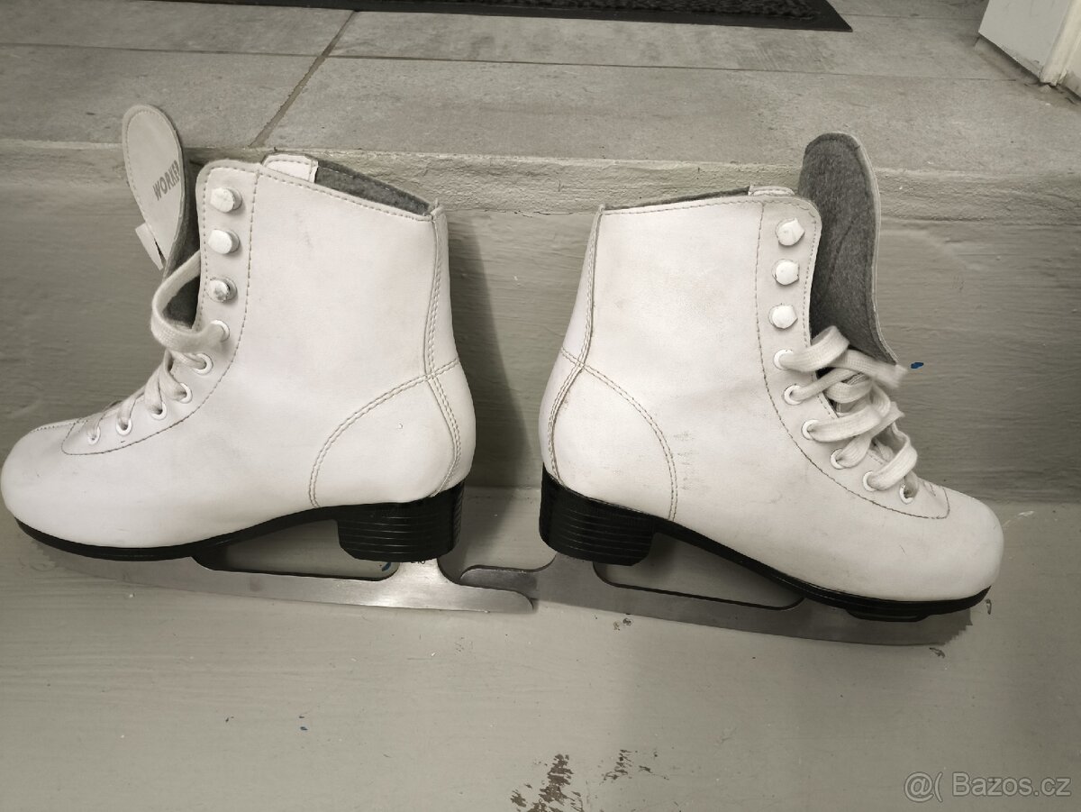Dívčí brusle Xara Worker vel.35 (210) - 3