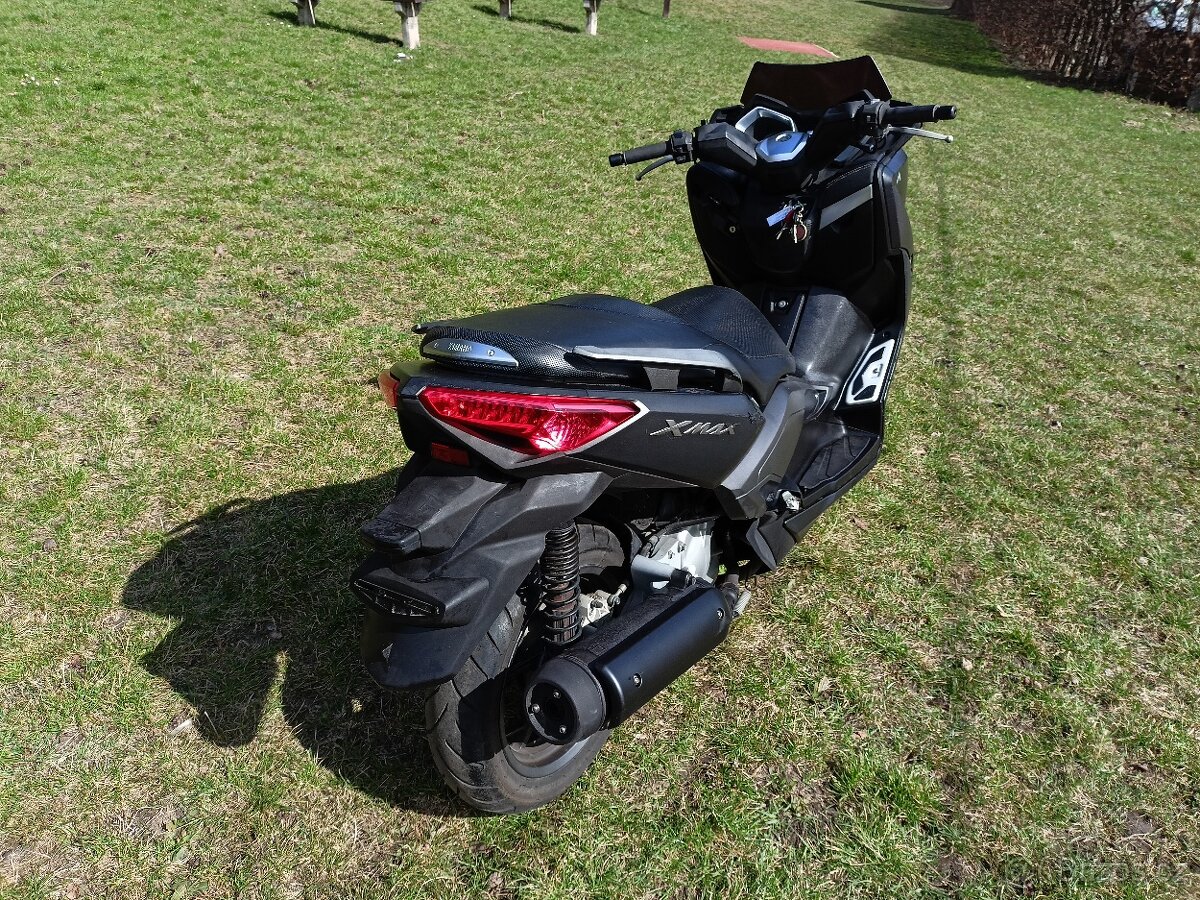 Yamaha Xmax 125 - 3