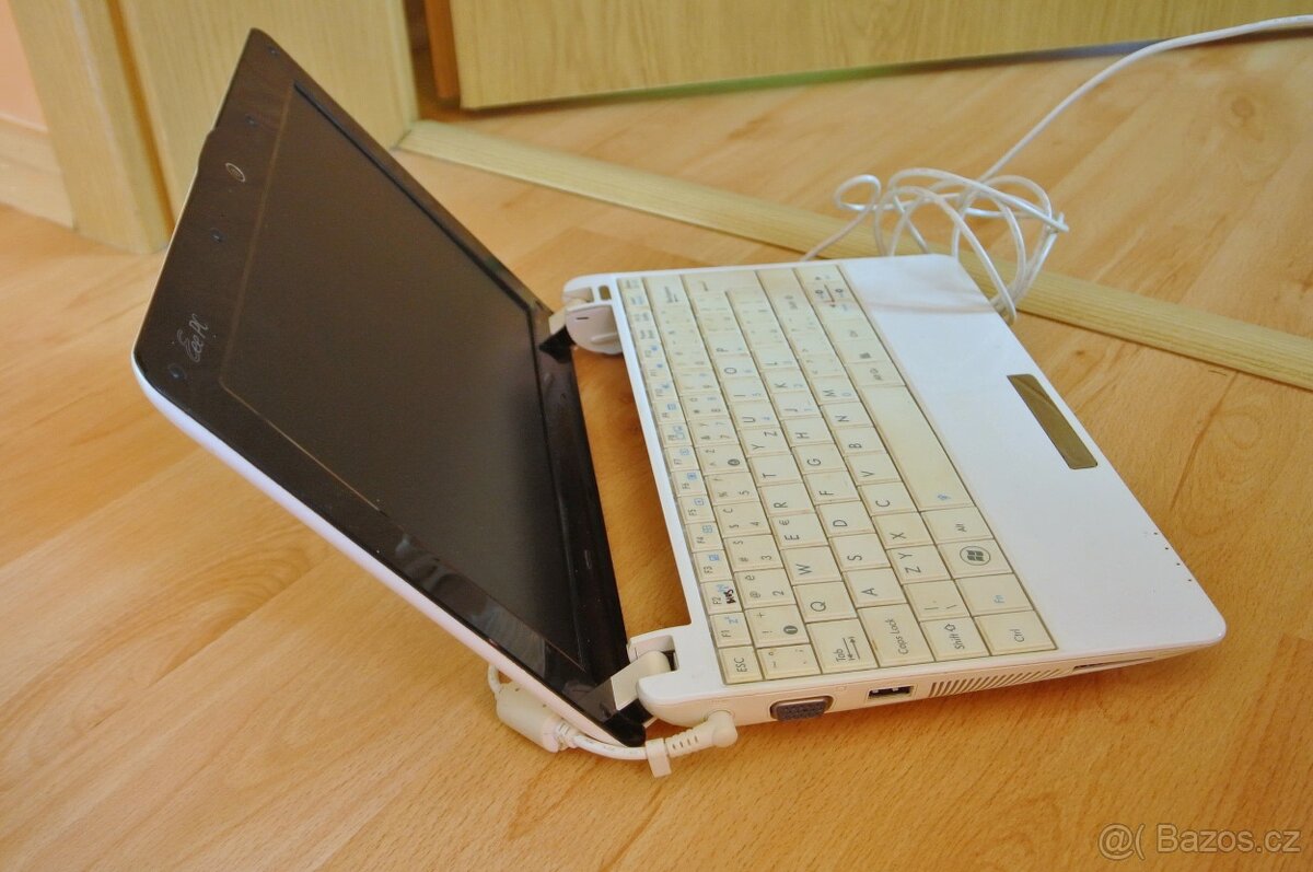 Mininotebook ASUS Eee Intel Atom, 2GB / 250 GB, Win7 - 3