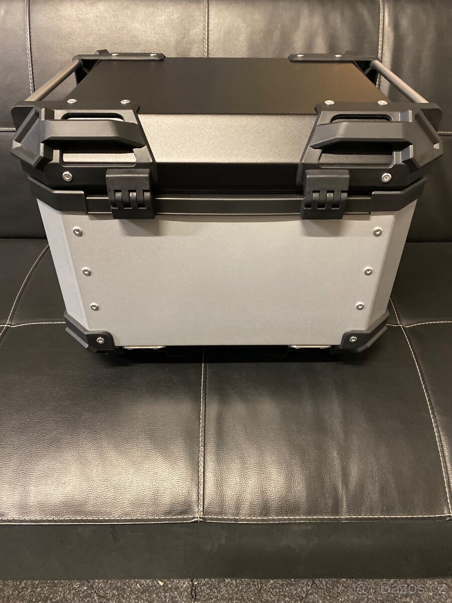 Zadní kufr 45 l - 3