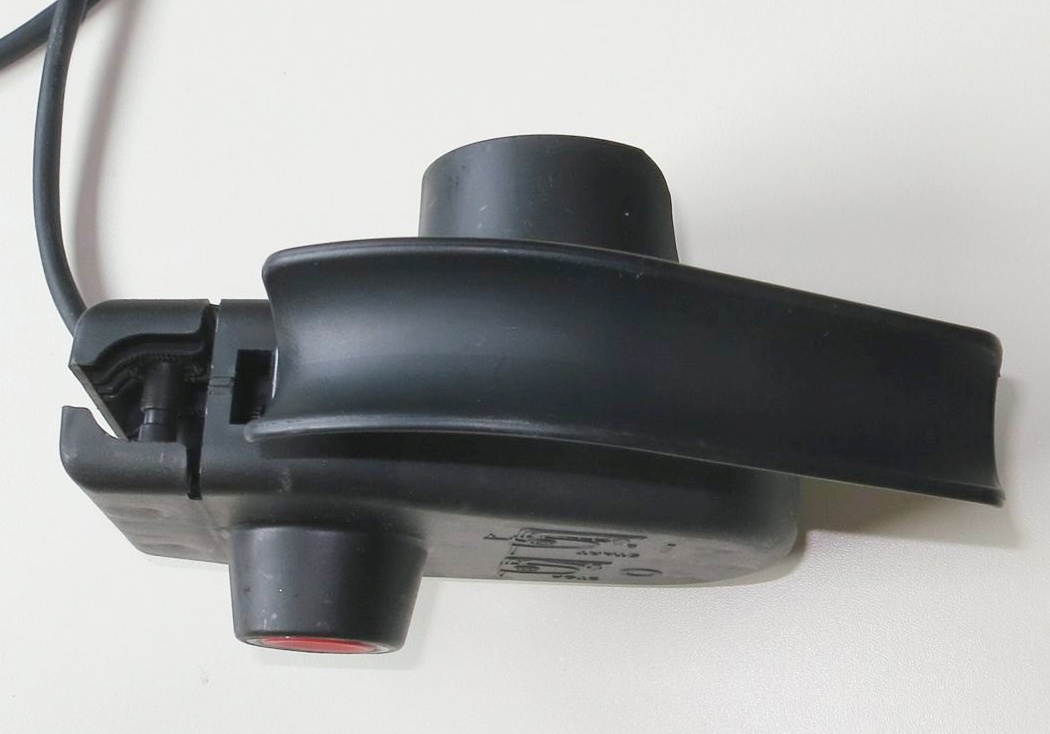 Vypínač na sekačku 220V - 3