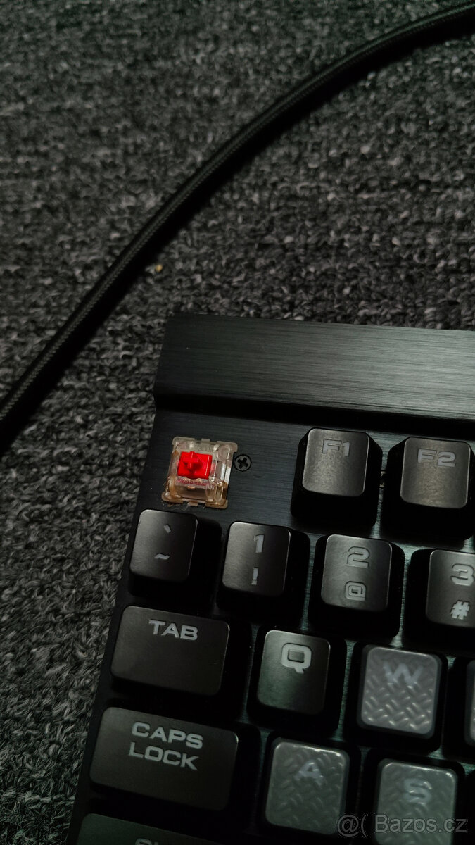 Corsair K70 LUX RGB Mechanical Gaming Keyboard- Red switch - 3