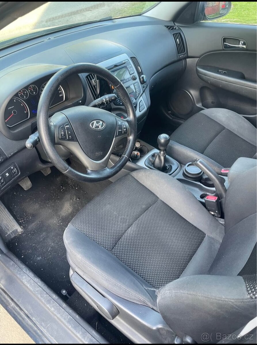 Hyundai i30 CRDi (nafta) – díly, kód motoru D4FB náhradní d - 3