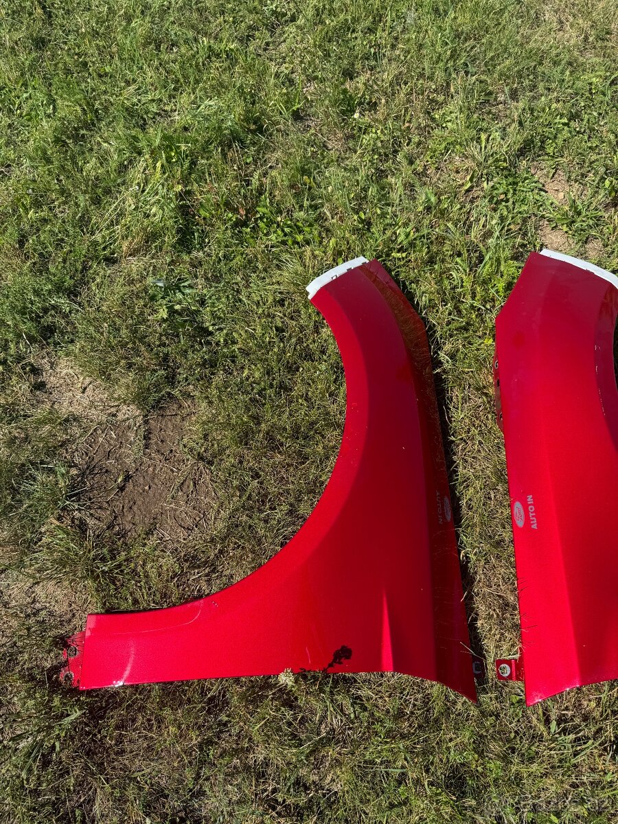 Ford Focus MK3 Přední blatníky - 3