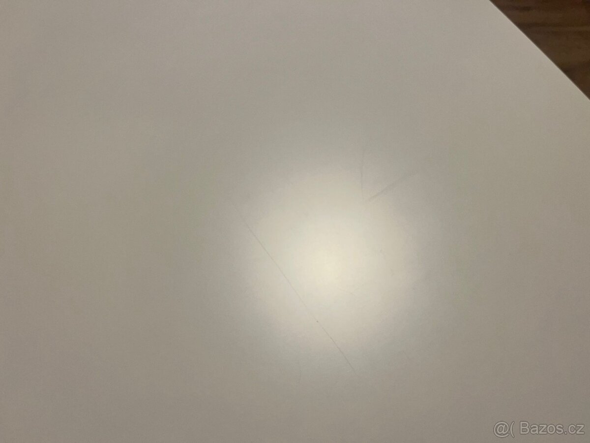 Konferenční stolek bílý - 3