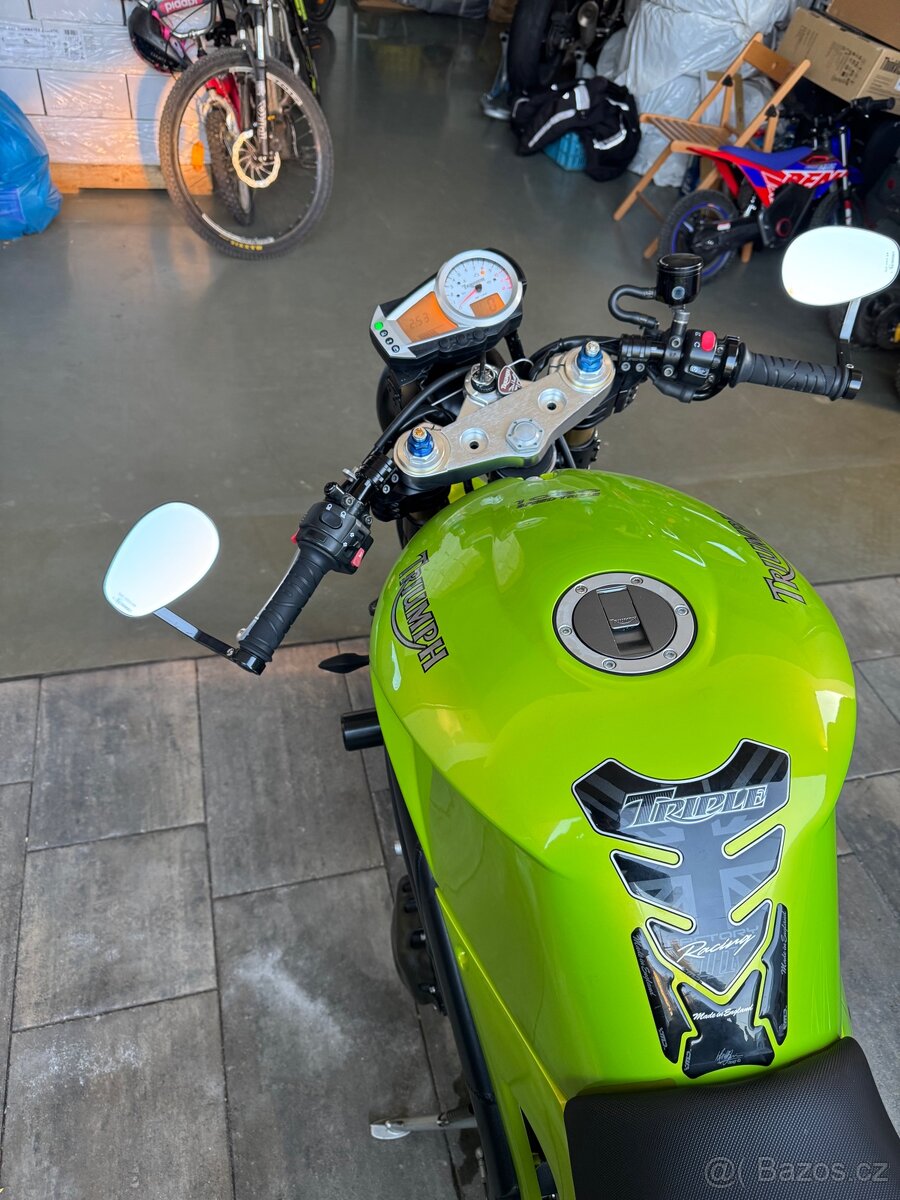 Triumph Speed Triple 1050 (2007) - 3