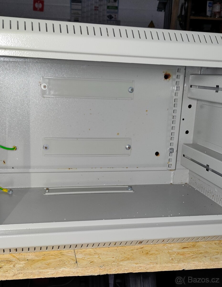 Skříň rozvaděče (kov) - 3