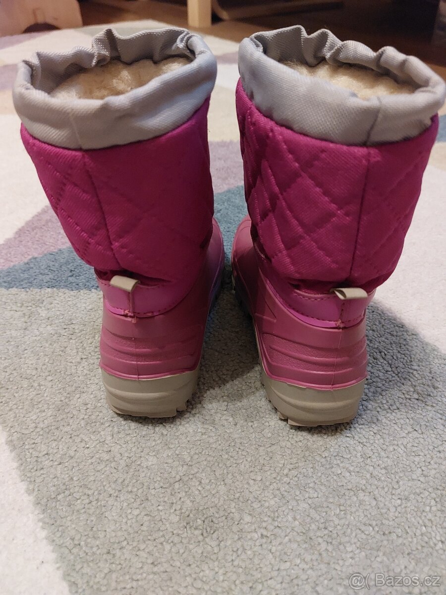 Prodám holčičí sněhule Baťa vel. 27/28 - 3