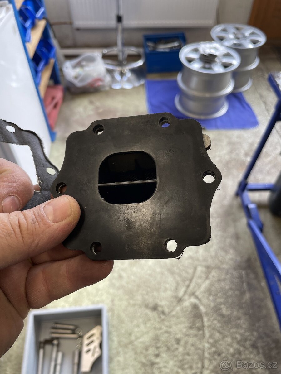 Kawasaki KX 125 2001/Klapky - 3