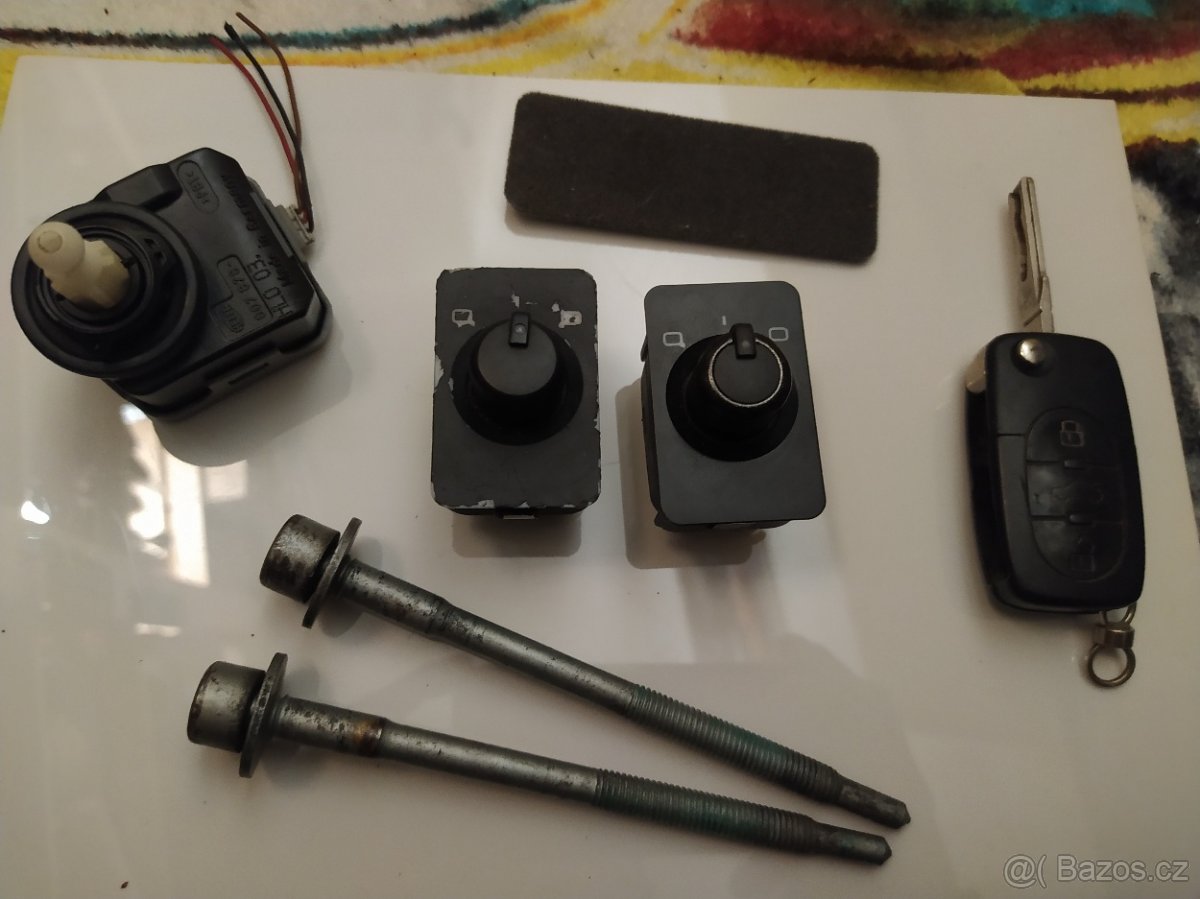 Audi a6 c5 4b, interiér a další, spínač výstražných atd... - 3