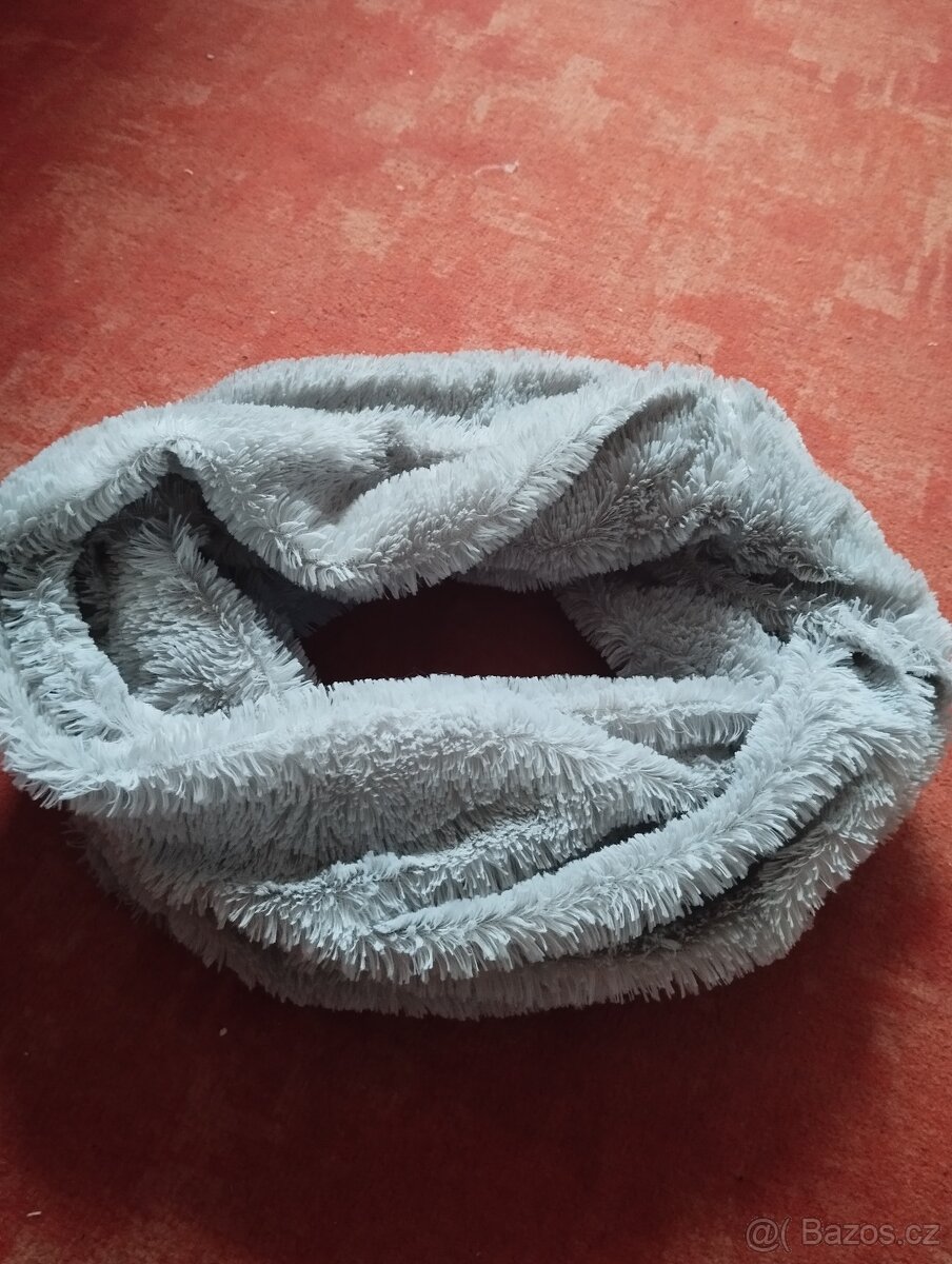 čepice a šátky - 3