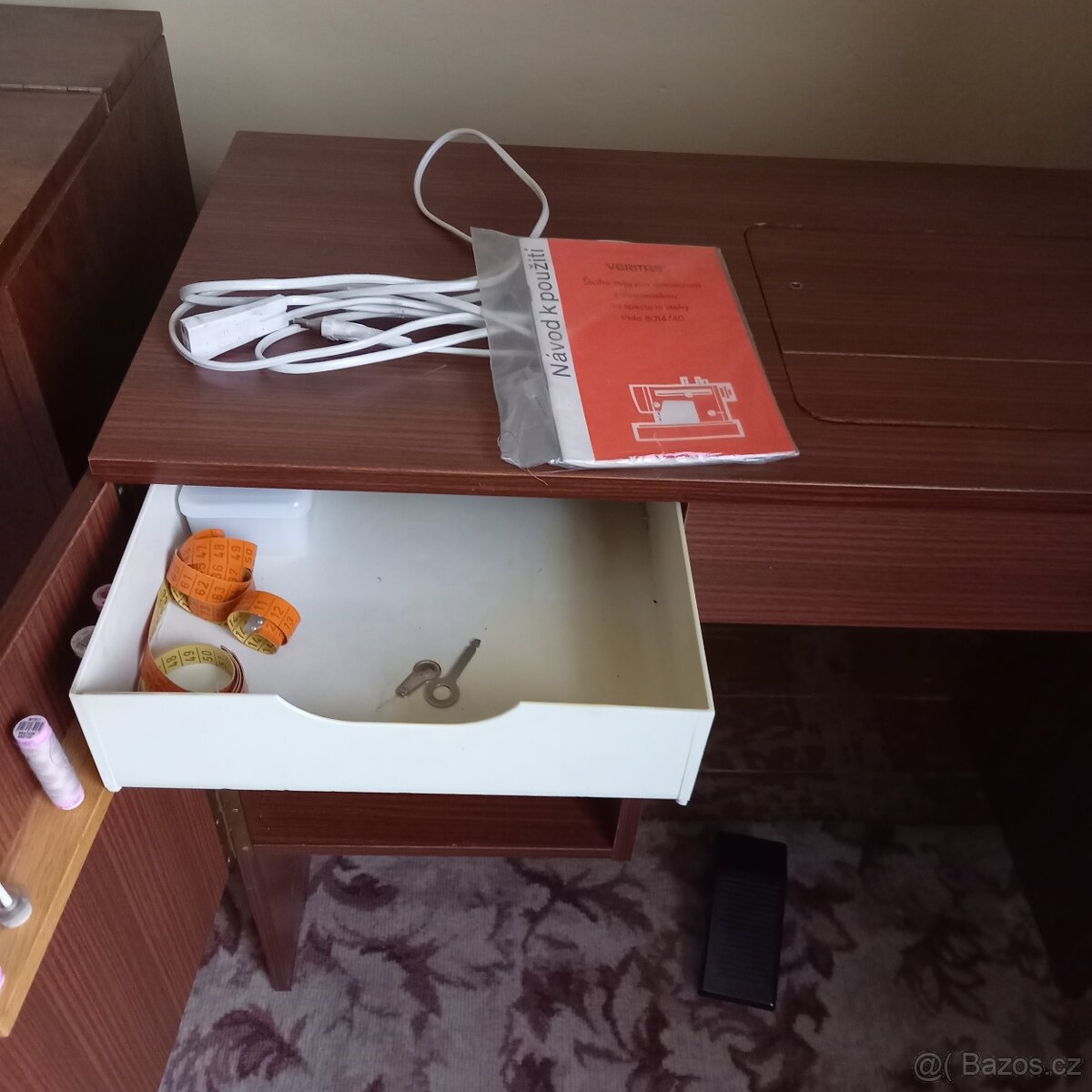 Šicí stroj Veritas - 3