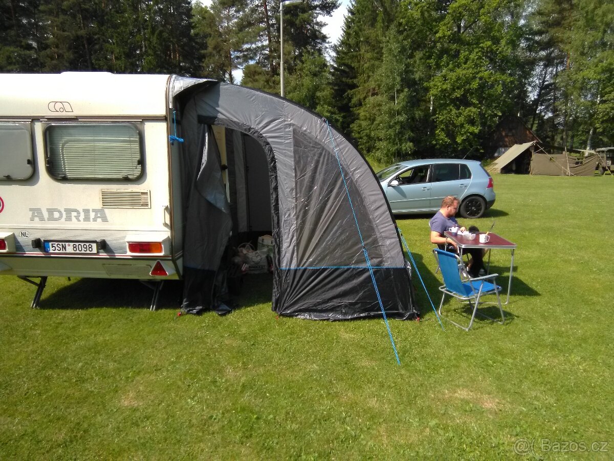 Prodám karavan Adria - 3