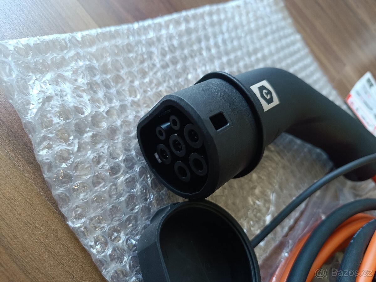 Nabíječka elektromobilů APTIV - TYP 2, 2,3kW, 10A, 5m - 3