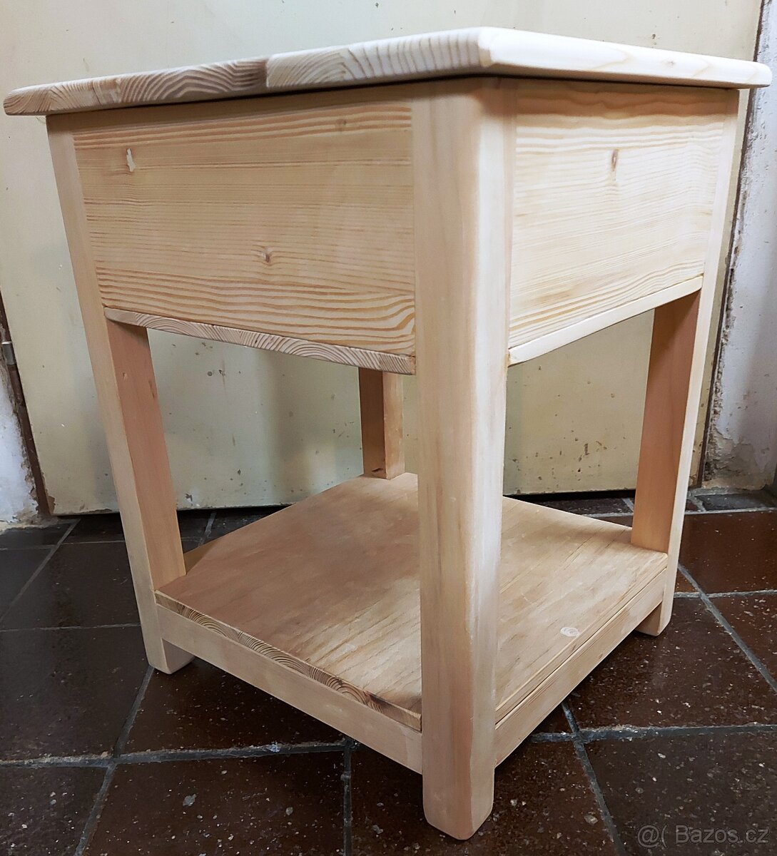 Stolička s úložným prostorem. - 3