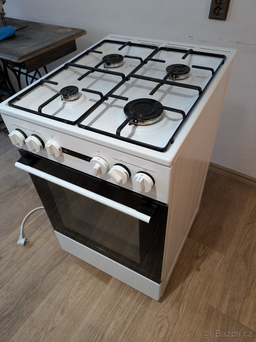 Plynový sporák s elektrickou troubou Mora - 3