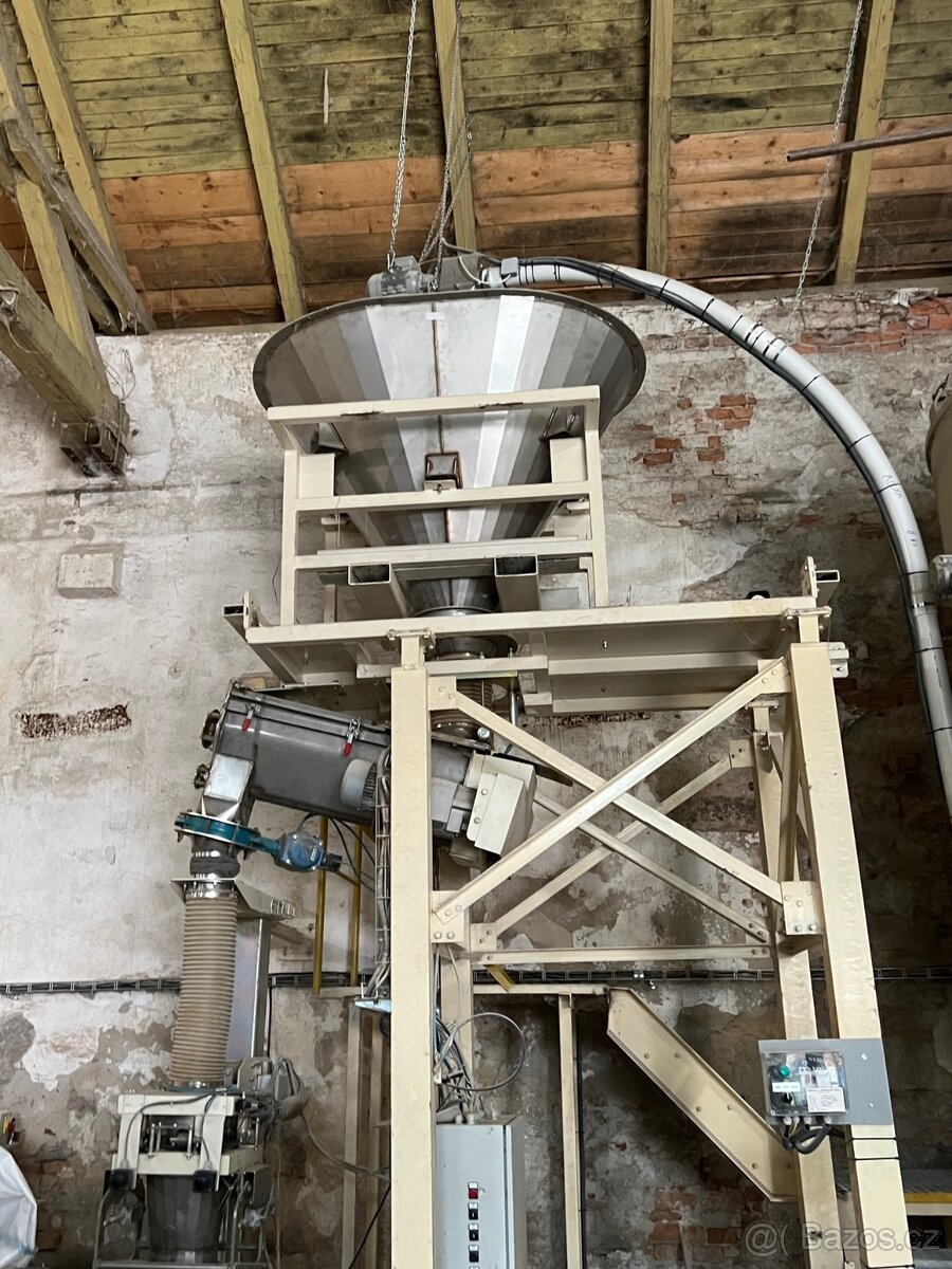 Použitá pytlovací linka - 3