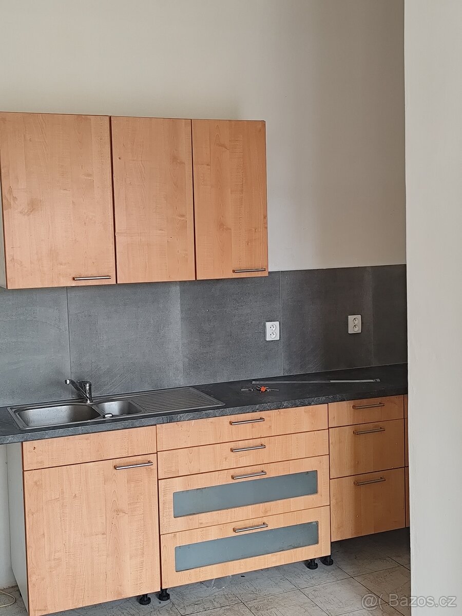 Pronajem 5+1 - 3