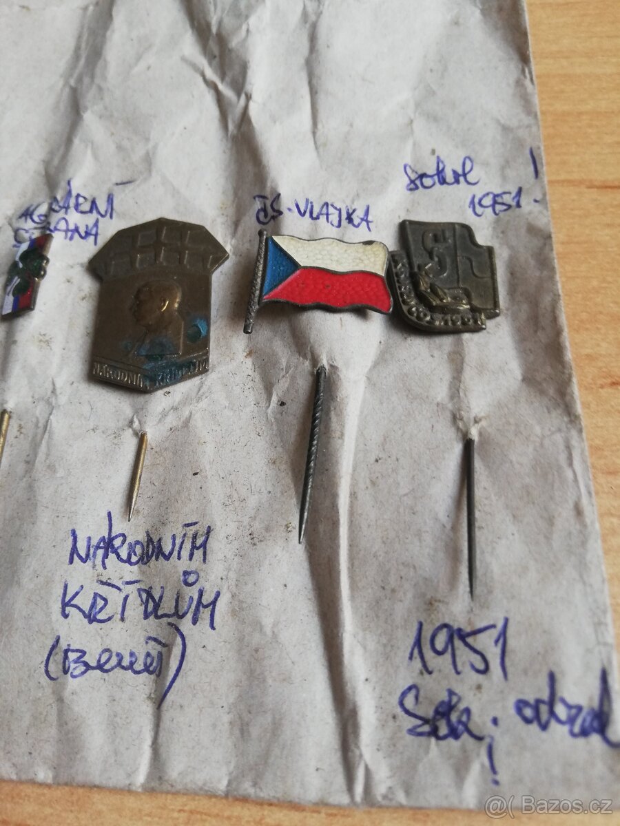 Různé odznaky 1.republika a Protektorát. - 3
