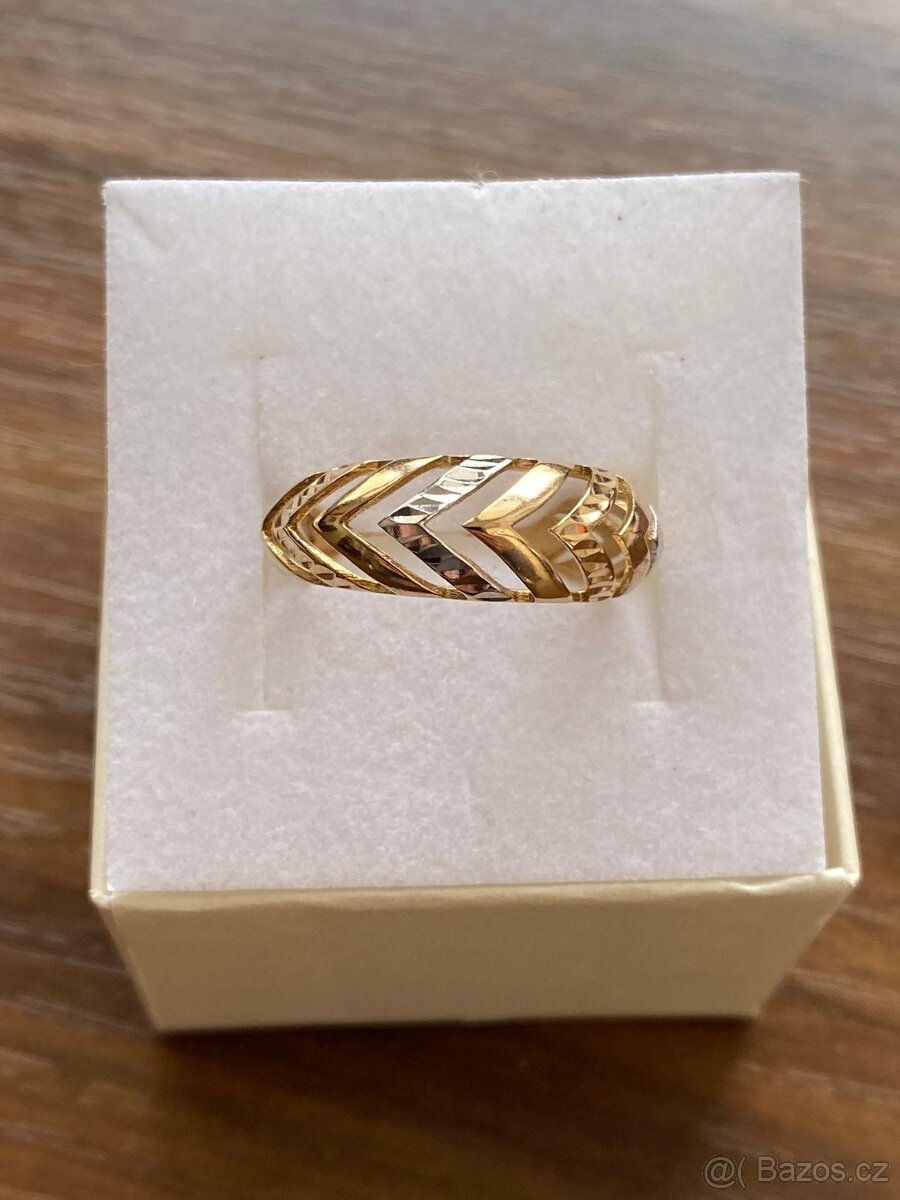 Zlatý prsten - 3