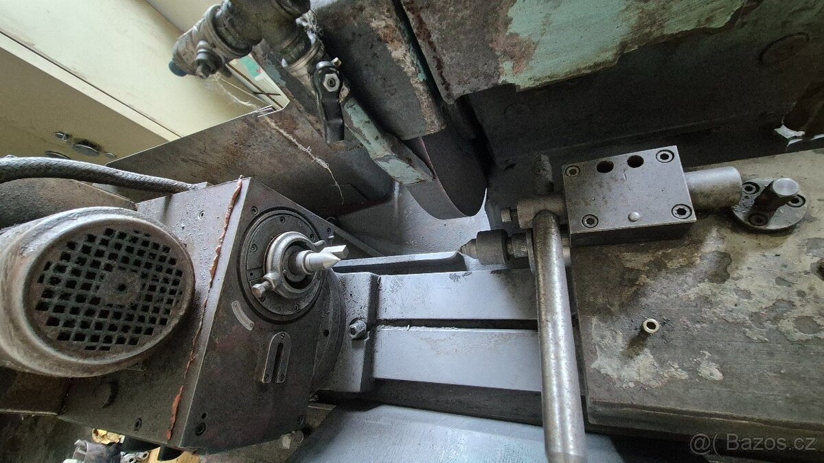 Prodáme tuto hrotovou brusku TOS28 - 3