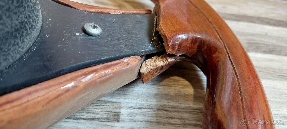 Mercedes w124 volant dreveny. - 3