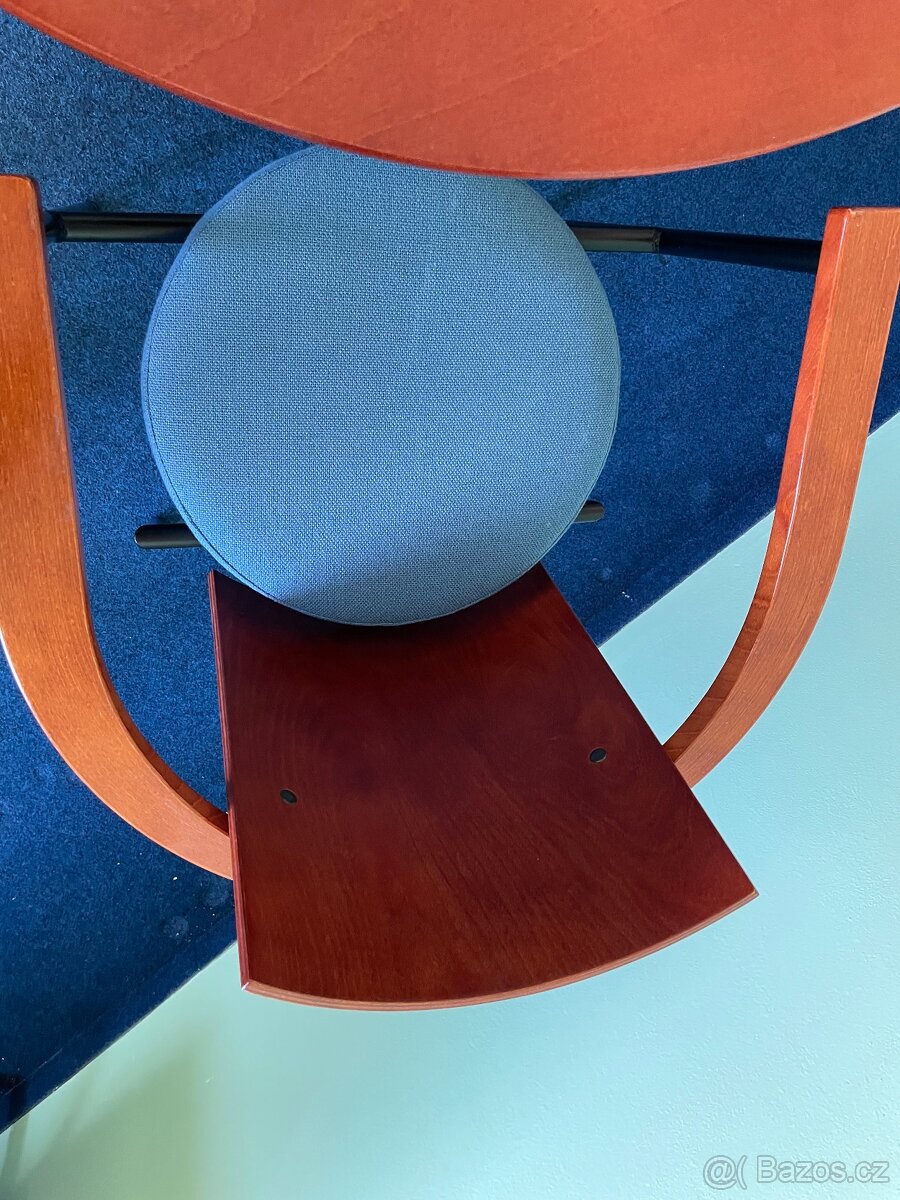 4 ks židle + stoleček - 3