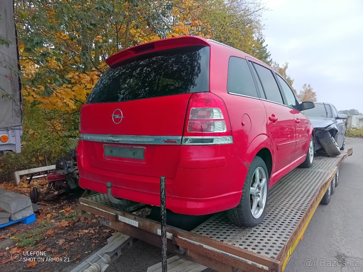 Opel Zafira b1.9 110 kW rok 2010 OPC - 3