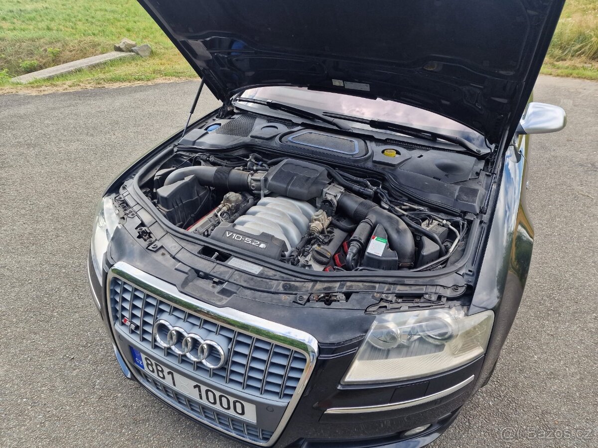 Audi S8 - 3