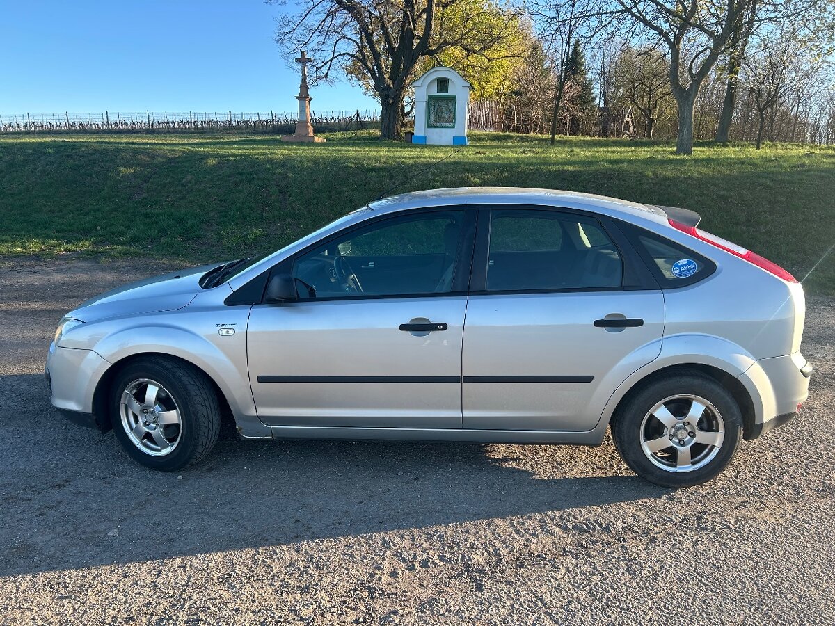 Prodám FORD FOCUS - 3