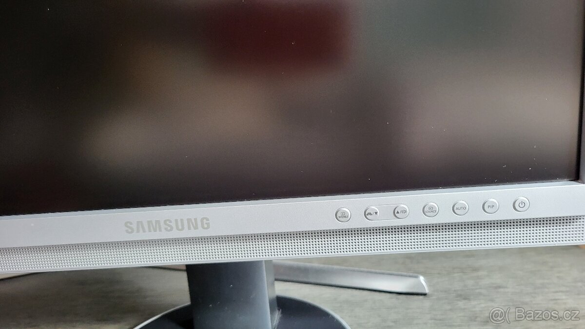 Samsung SyncMaster 215TW - LCD monitor 21" - 3