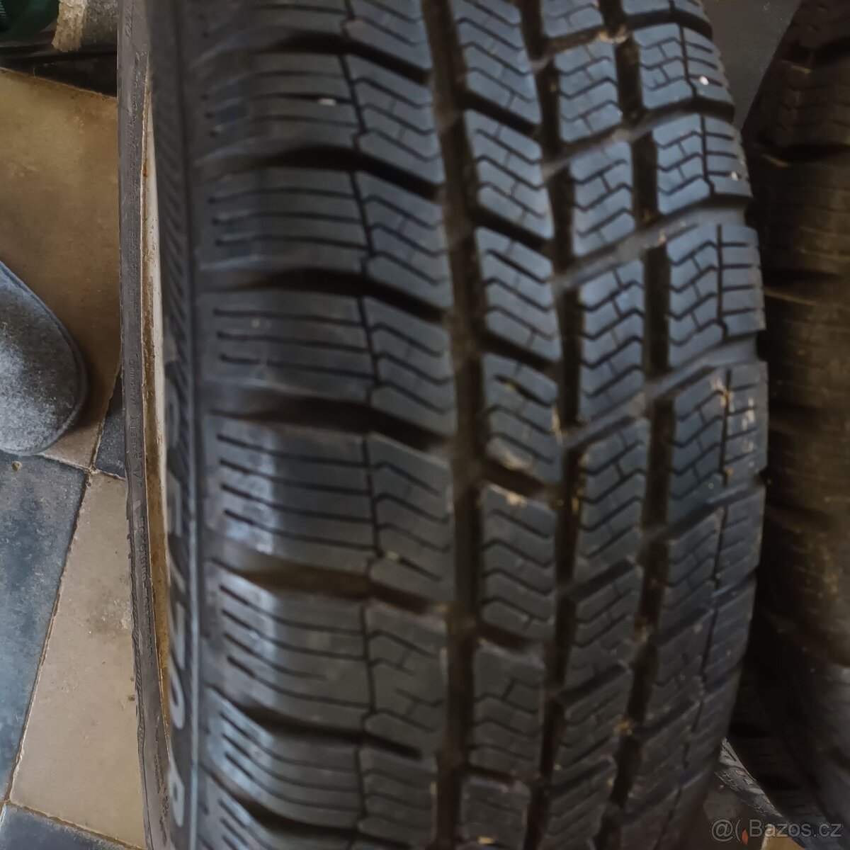 Zimní pneu 165/70 R13 - 3