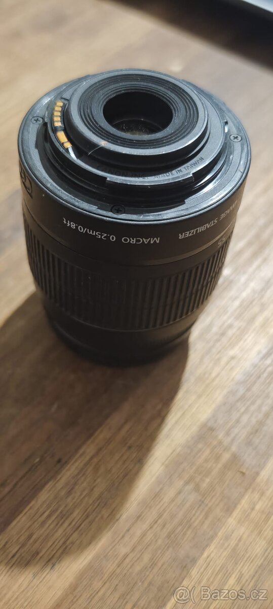 Canon EOS 550D s objektivem - 3