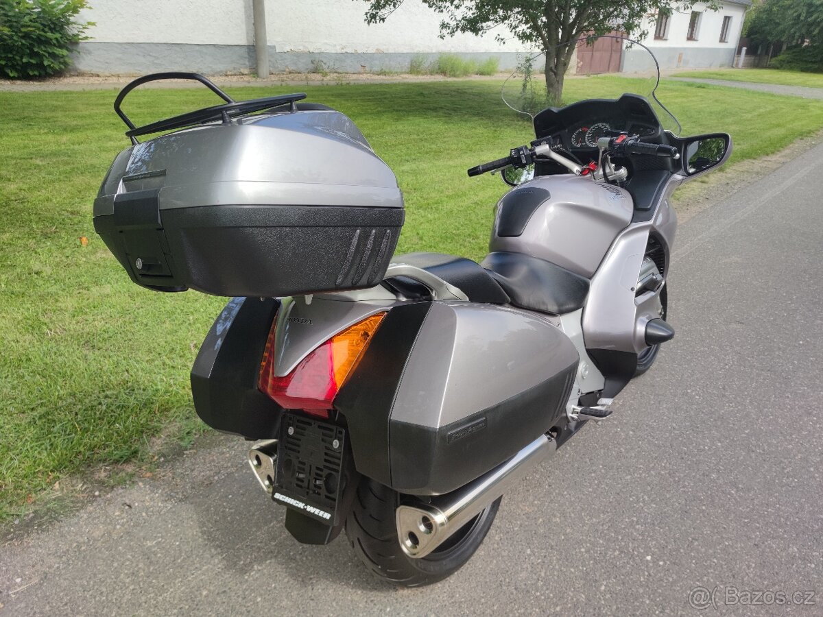 Honda ST 1300 Pan European ABS - 3