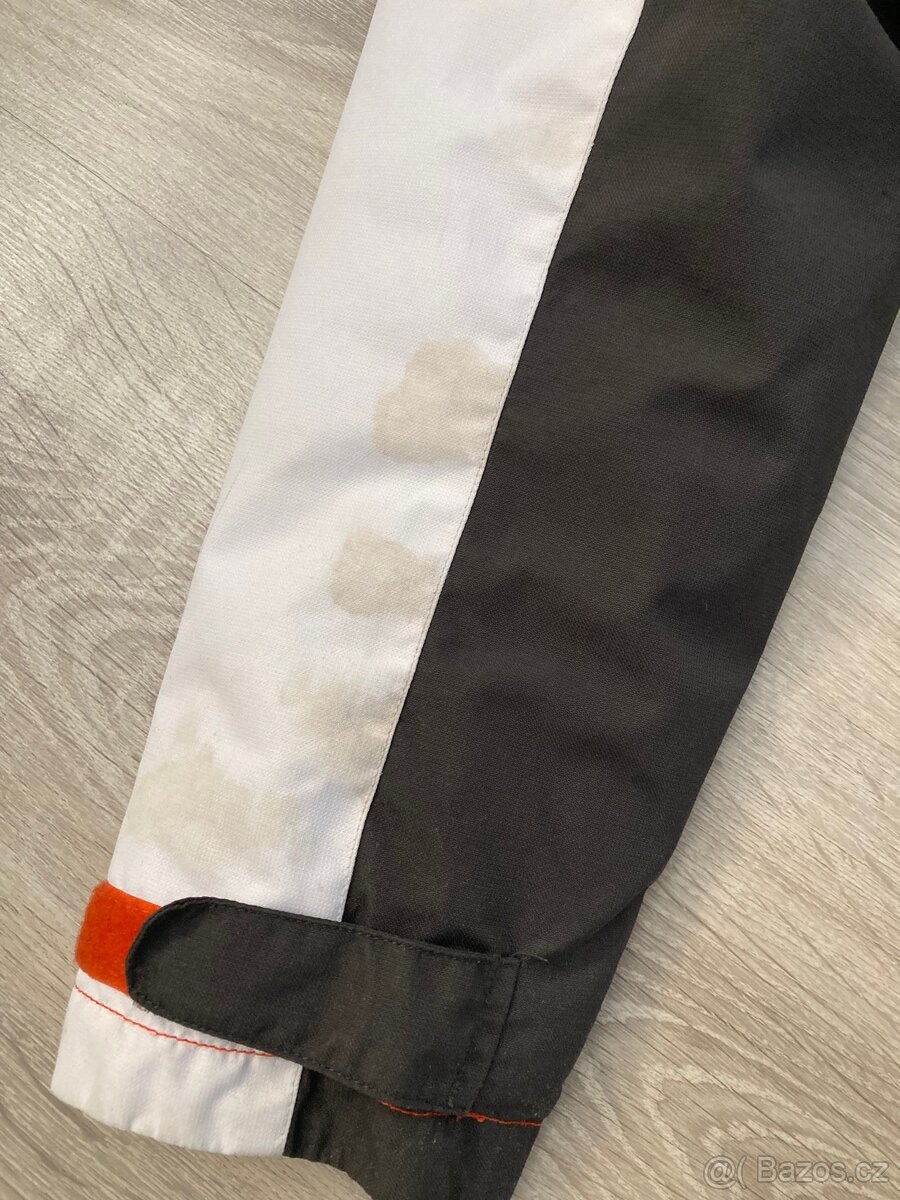 Lyžařská bunda decathlon , posta 50,- - 3