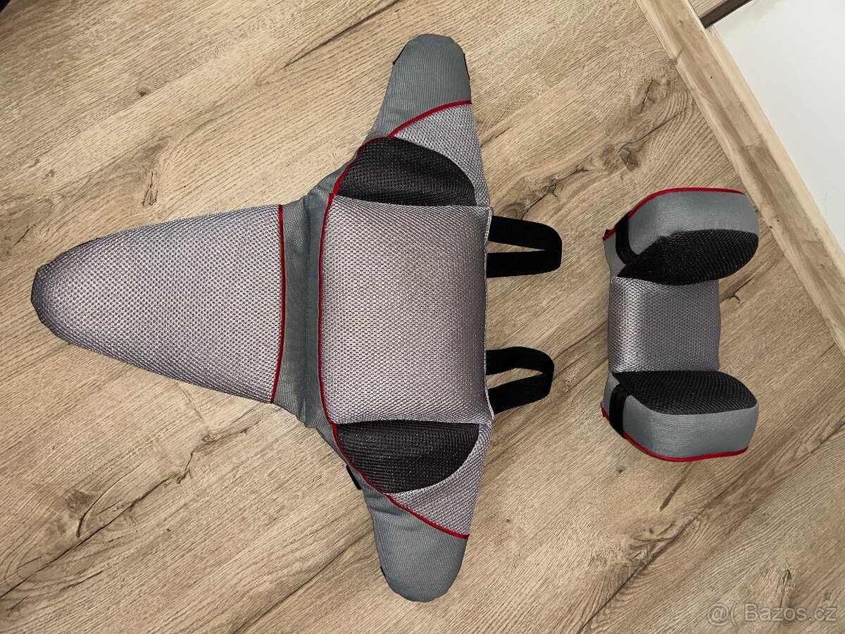 Opora hlavy a trupu Thule Chariot Baby Supporter - 3